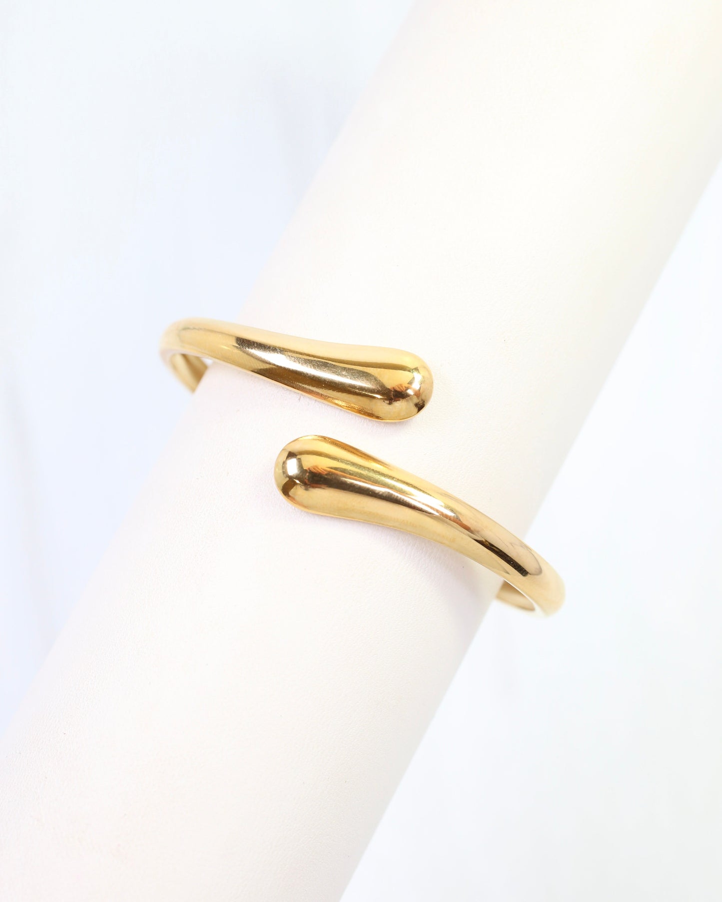 Alida Hinged Bangle Bracelet WR Gold