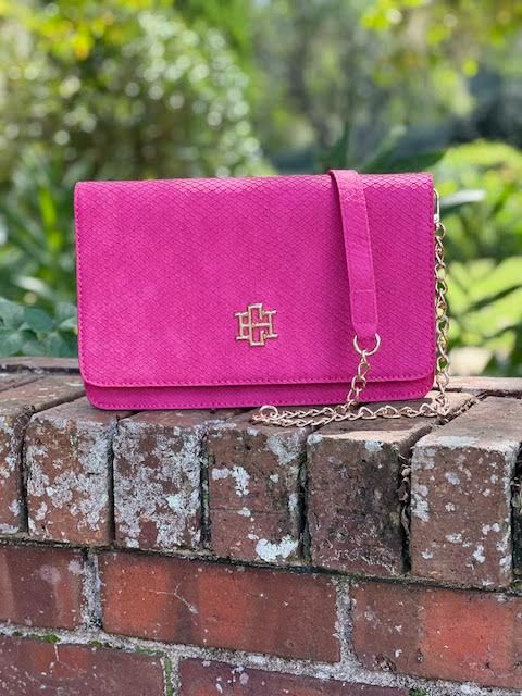 Bryn Clutch/Crossbody Fuchsia