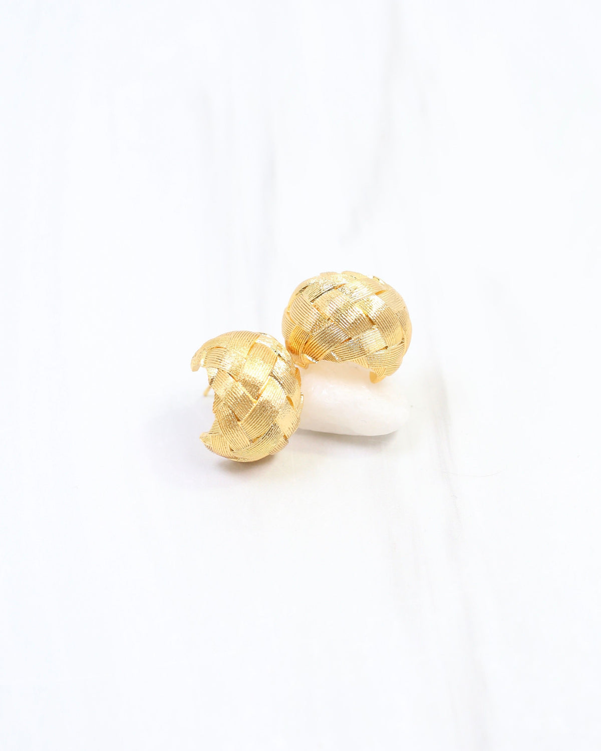 Westcott Woven Hoop Earring WR Gold