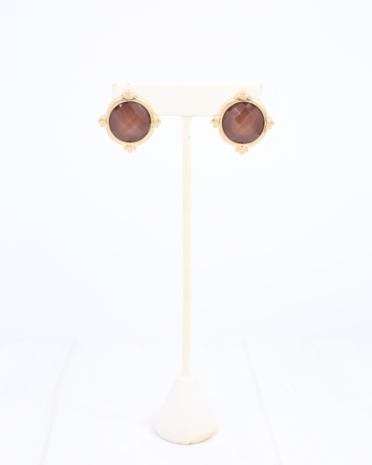 Melani Faceted Stud Earring Brown
