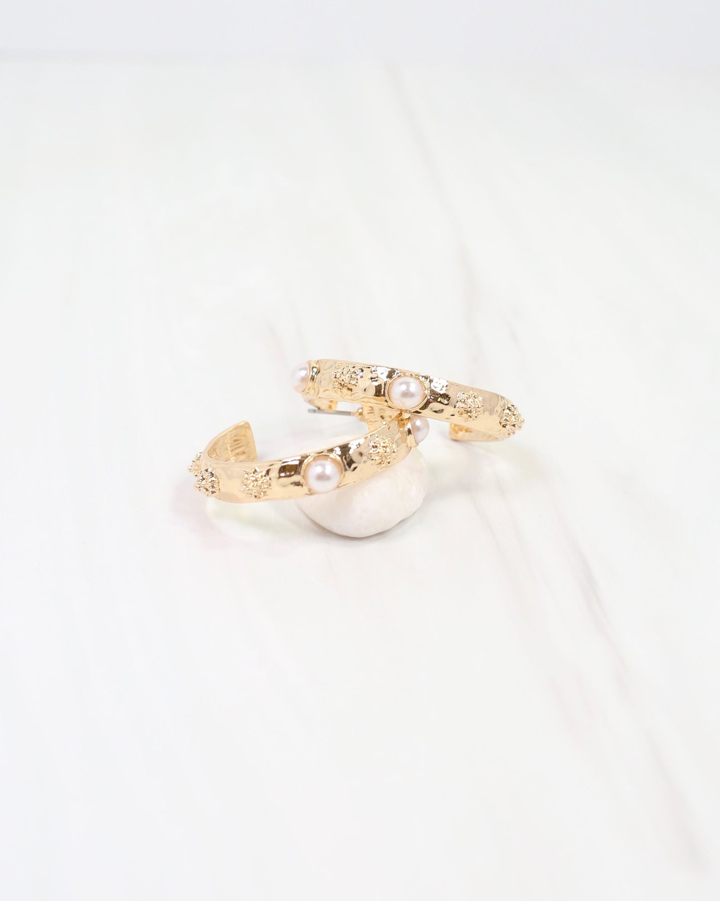 New Bern Flower and Pearl Hoop Earring Gold