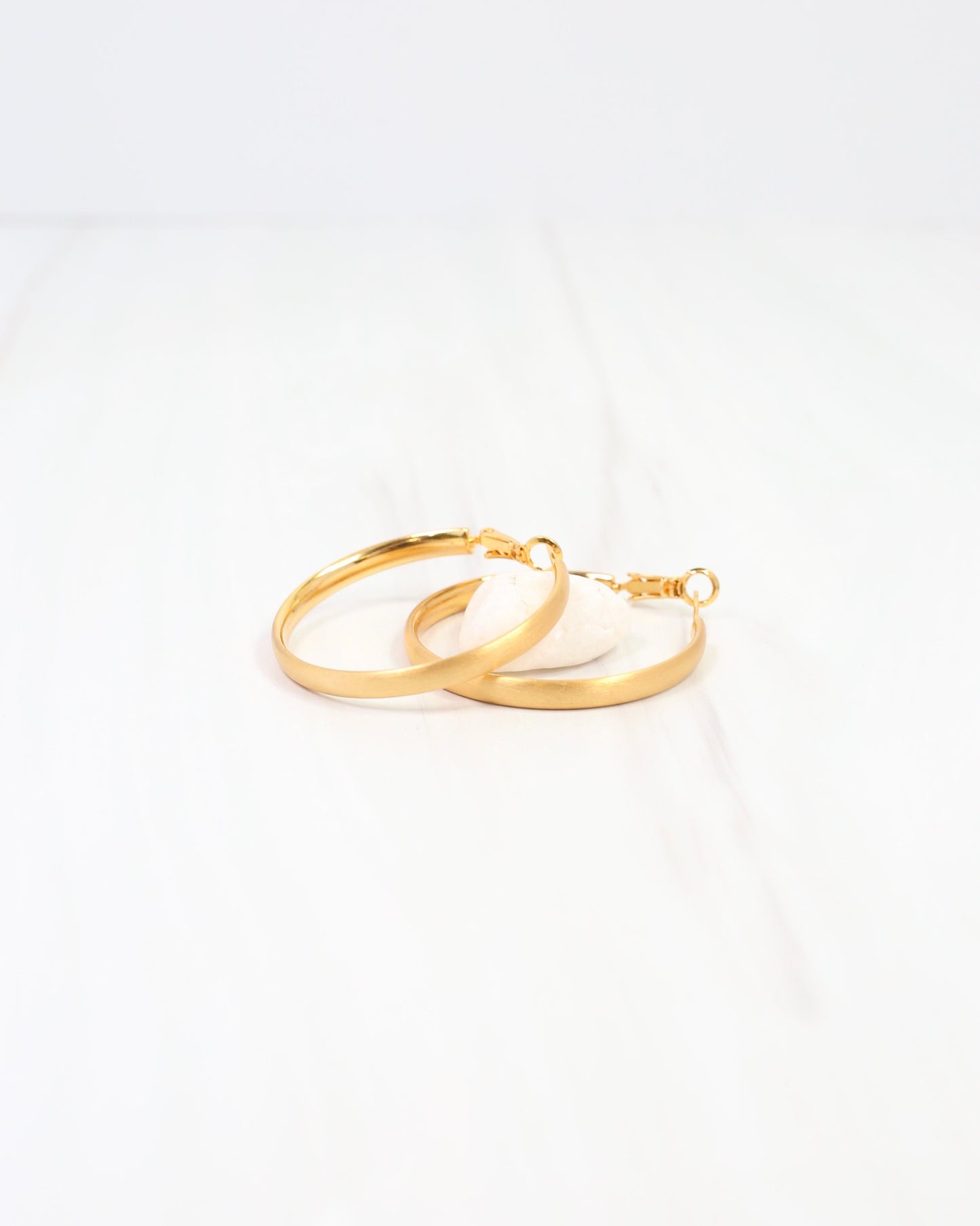 Perth Small Hoop Earring WR Gold