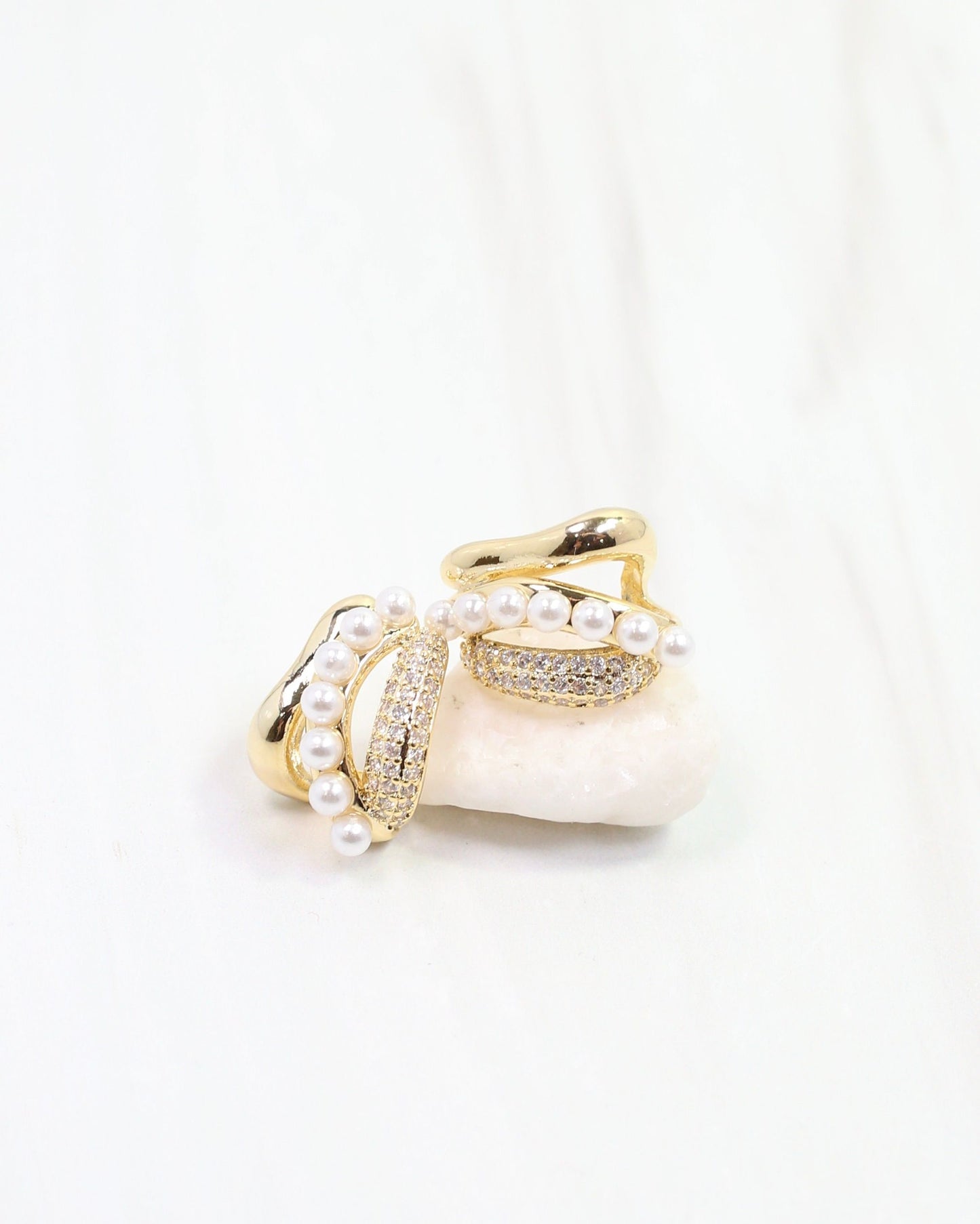 Harris CZ and Pearl Earring Gold