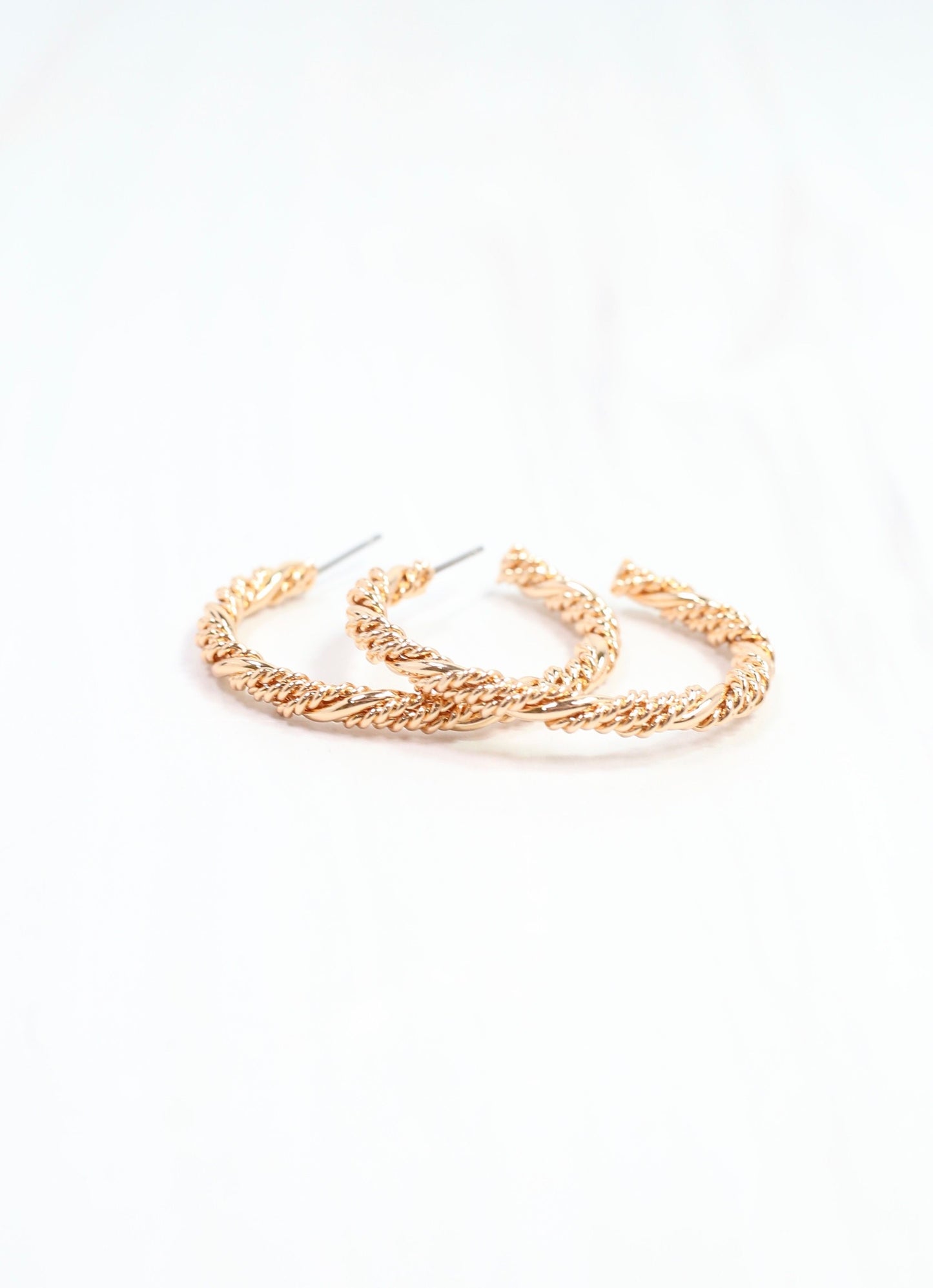 Rowell Twisted Hoop Earring Gold