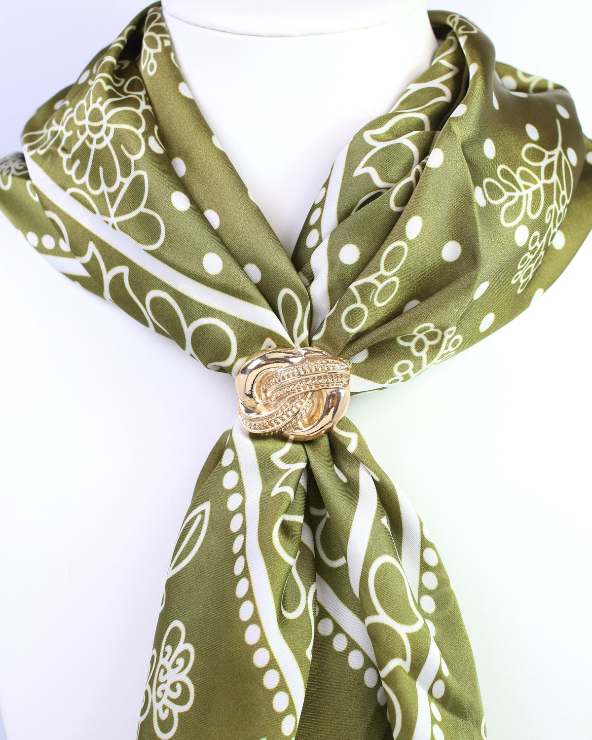 Kathy Knot Scarf Ring Gold