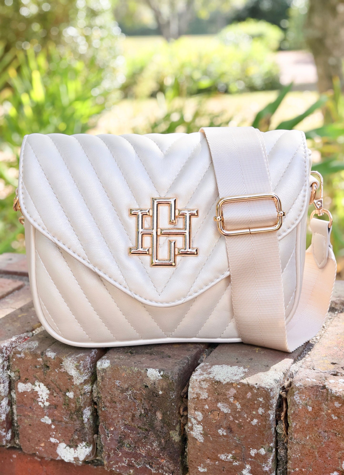 Angela Quilted Crossbody Pearl V Quilted