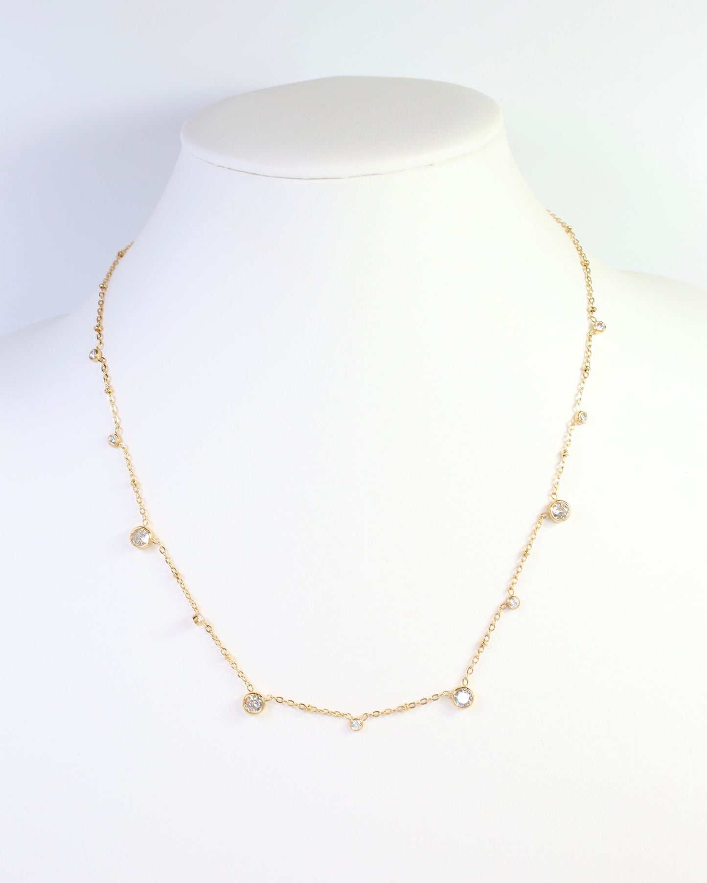 Cleopatra Crystal Necklace Gold