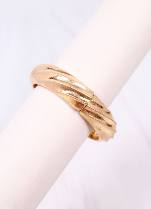 Patil Wavy Metal Bracelet Gold