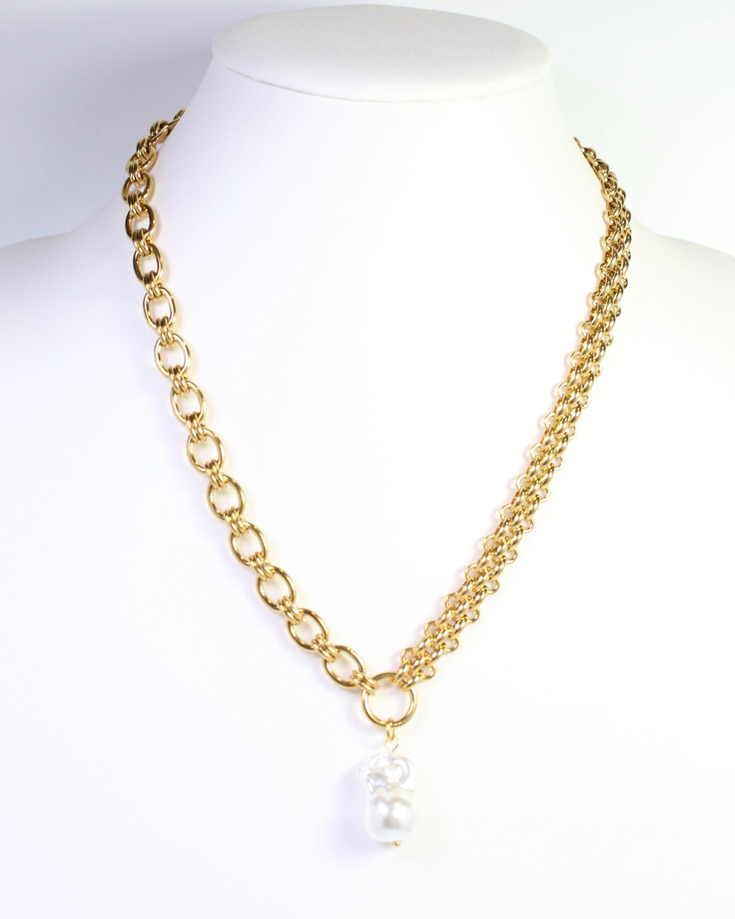 Coralie Asymmetric Link Pearl Necklace WP Gold