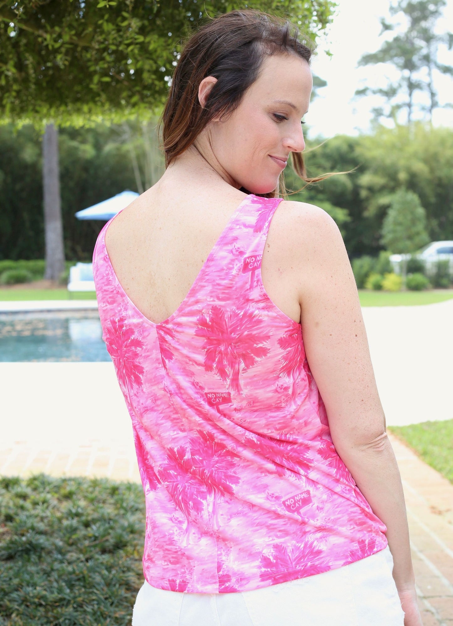 Julianne V Back Tank Pig Island Pink - Caroline Hill