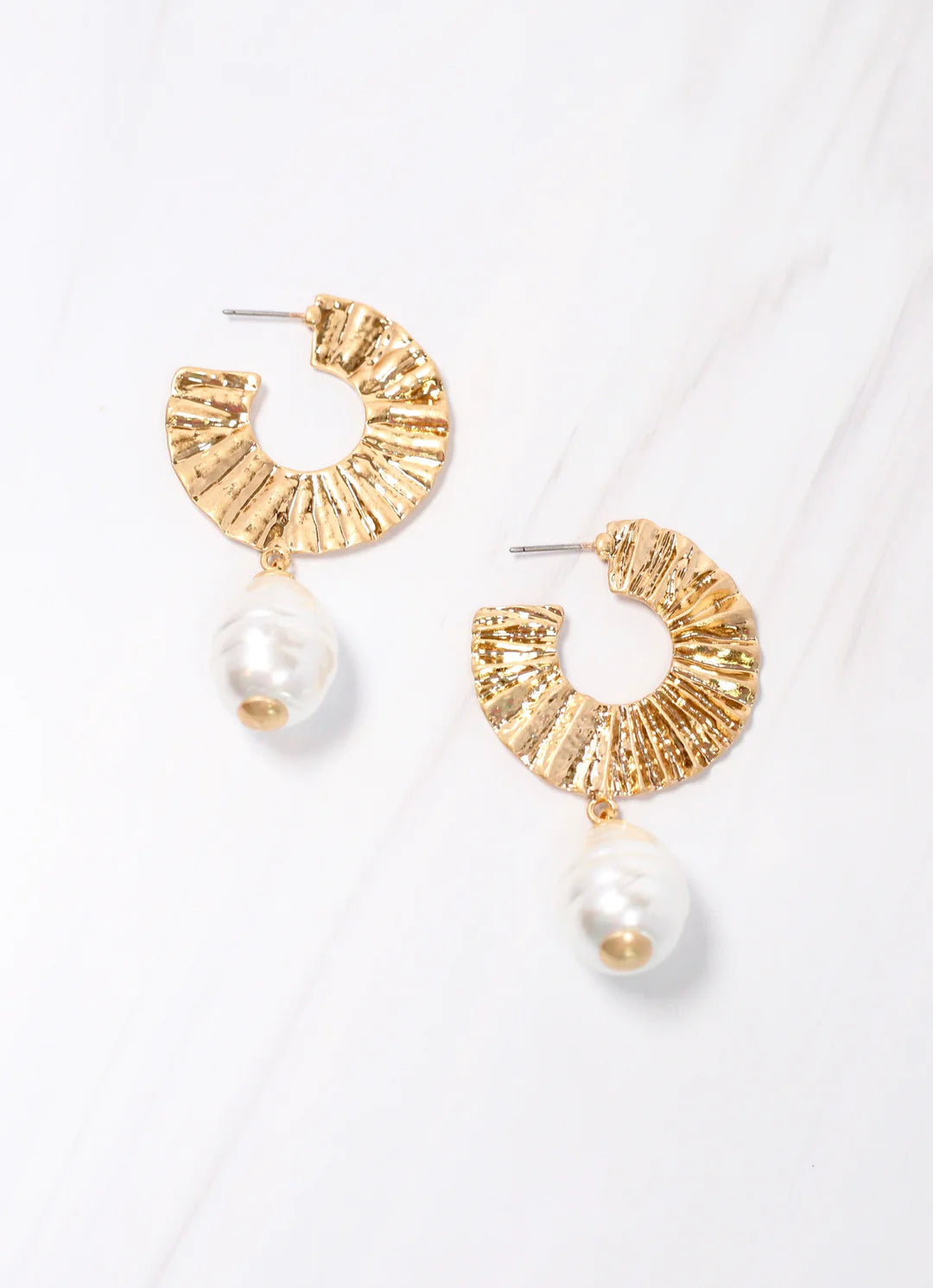 Kennedy Gold Ribbed Hoop Earring with Pearl - Caroline Hill